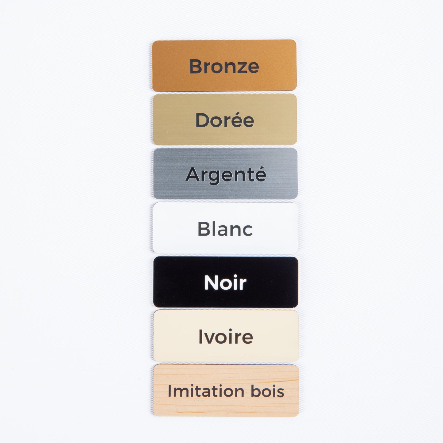 Badge gravé personnalisé – Artisanat & BTP (plombier, électricien…)
