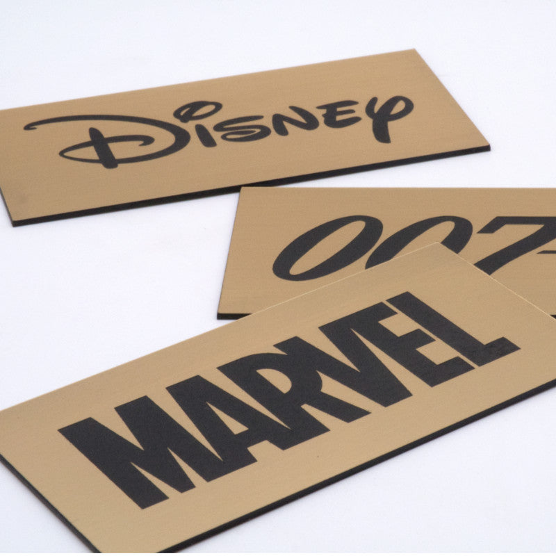Gravure sur bois pour des plaque Marvel, Disney...