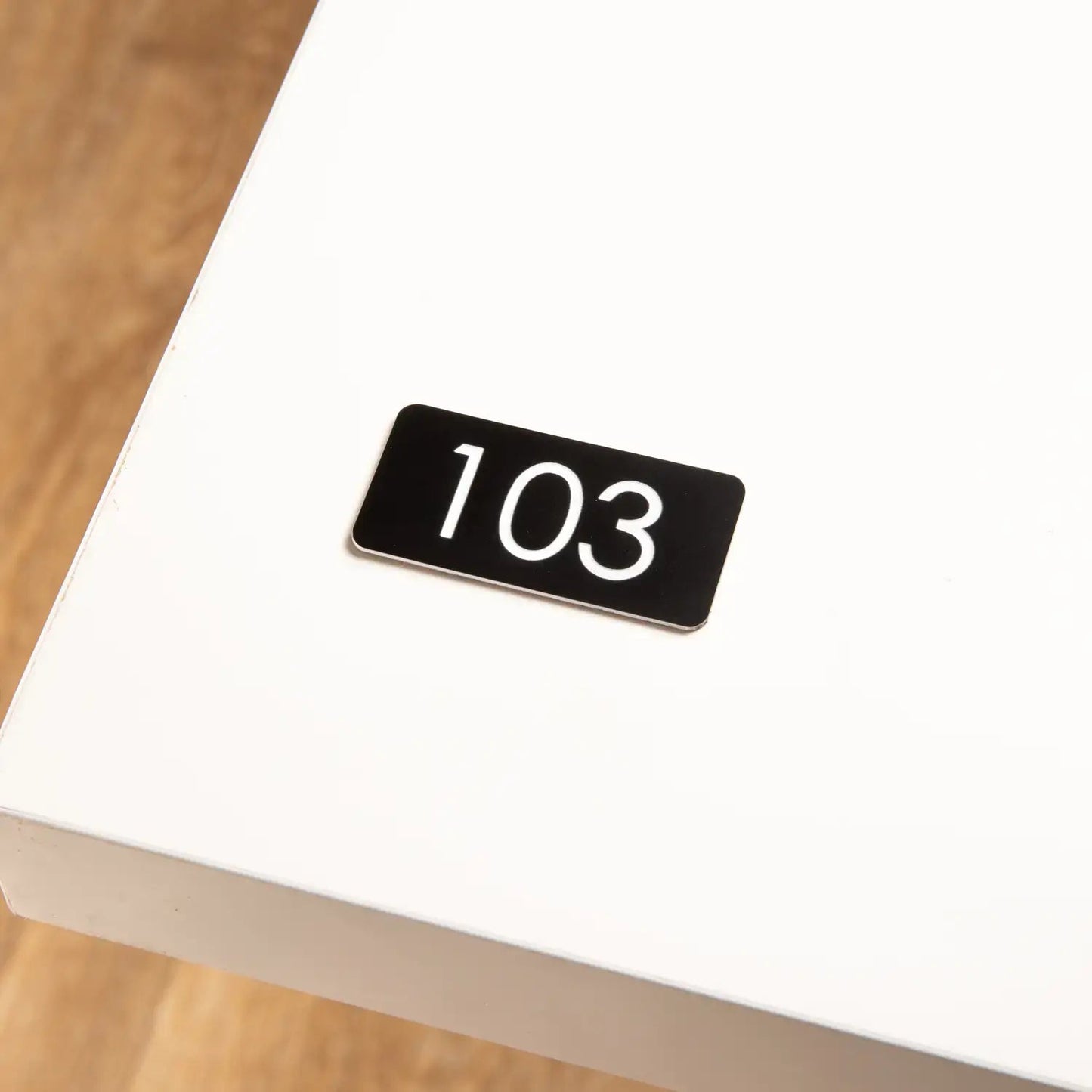 Numéro de Table Gravée - Rectangle UNISIGN