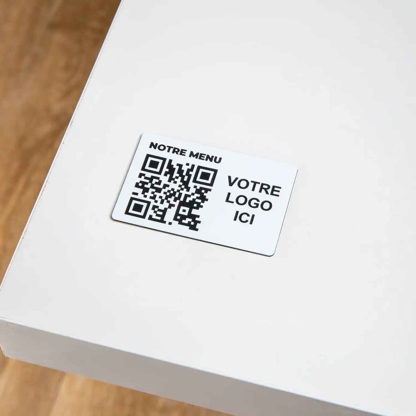 QR-Code-Schild - Rechteck + Logo (4 x 6 cm)
