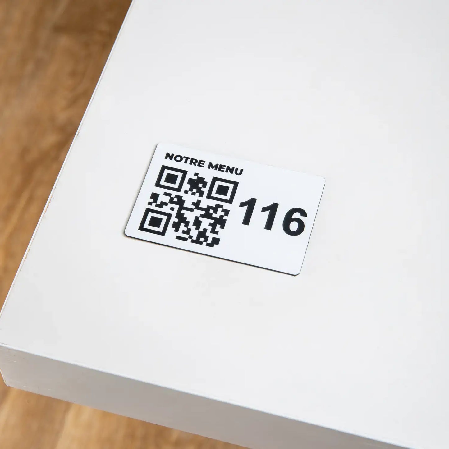 Plaque QR code - Rectangle + Numéro de Table (4 x 6 cm)