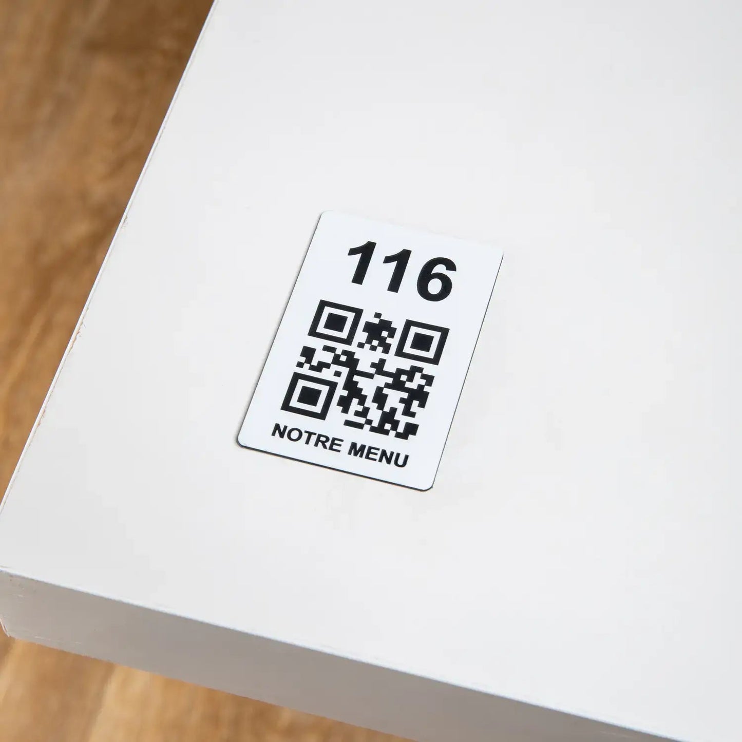 Plaque QR code - Rectangle + Numéro de Table (4 x 6 cm) UNISIGN
