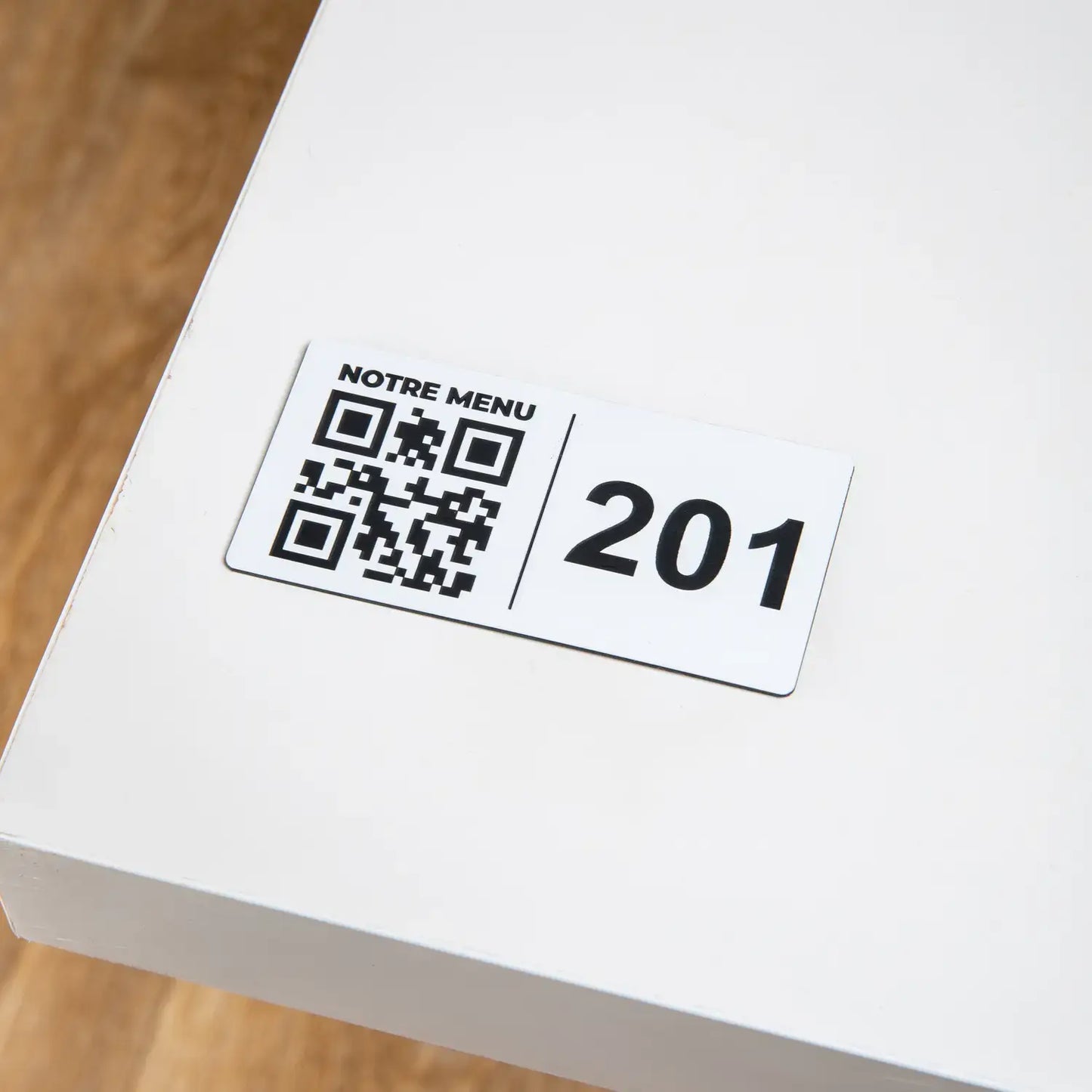 QR code plate Rectangle + Number (4 x 8 cm)