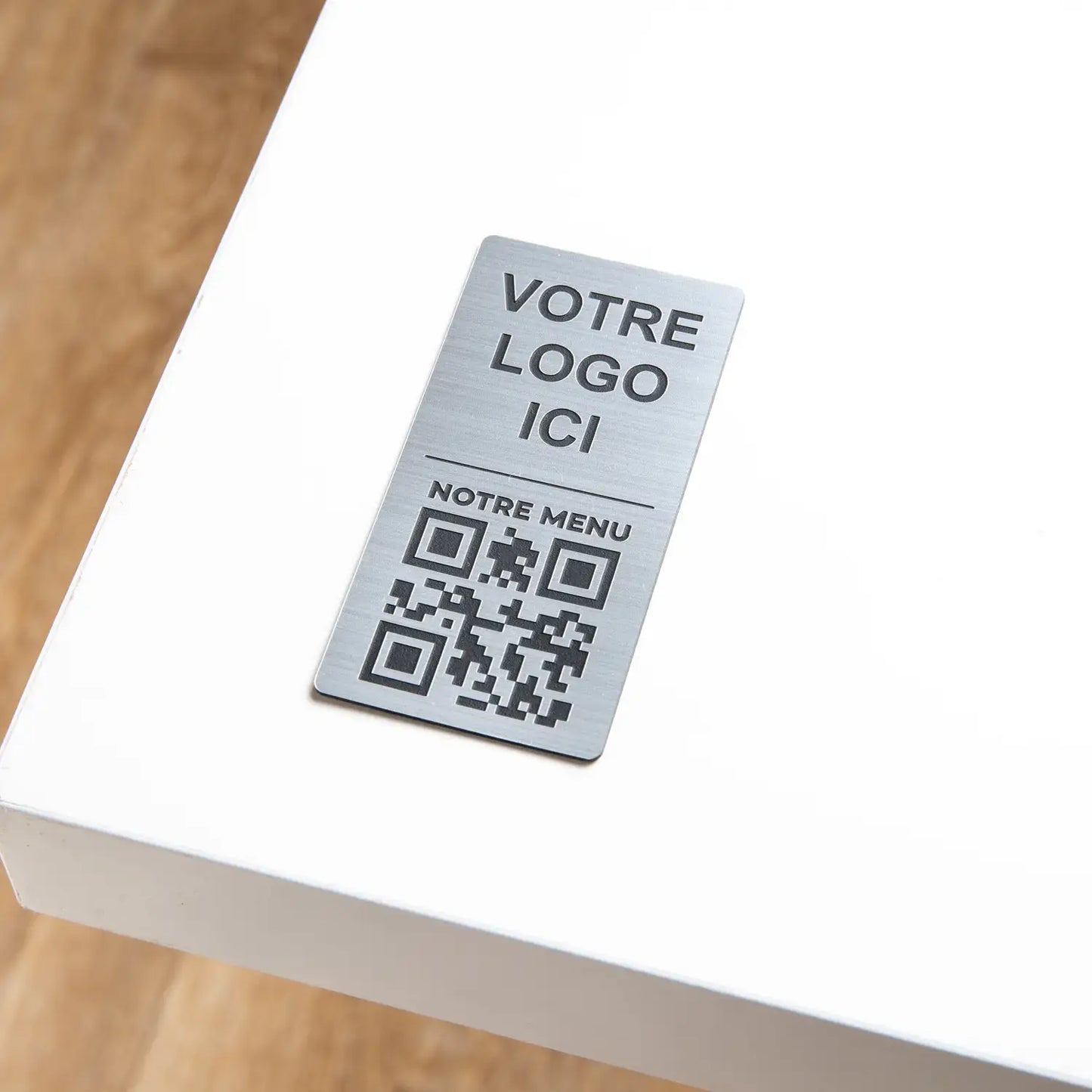 QR-Code Rechteckplatte + Logo (4 x 8 cm)
