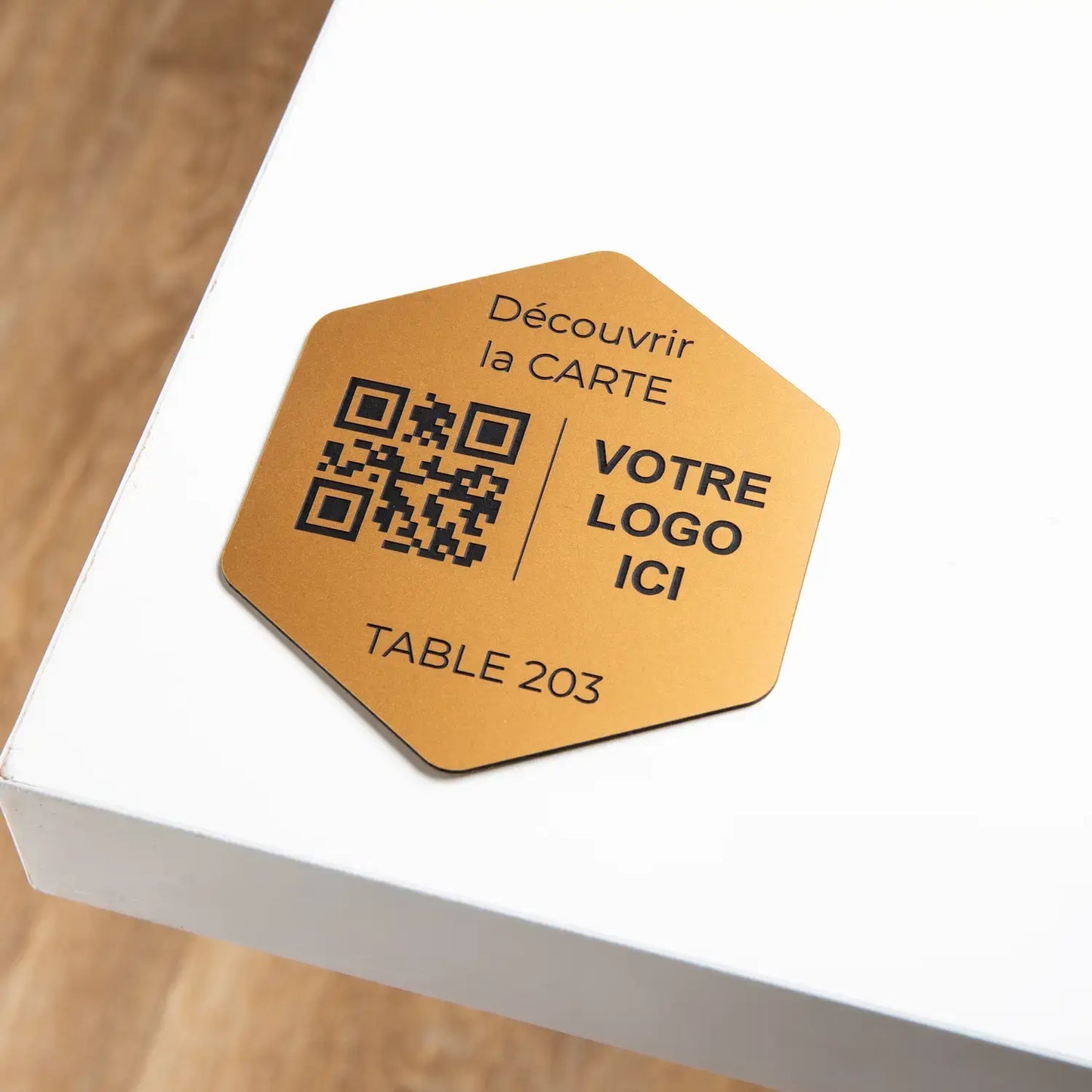 Hexagonal QR code plate with table number + Logo