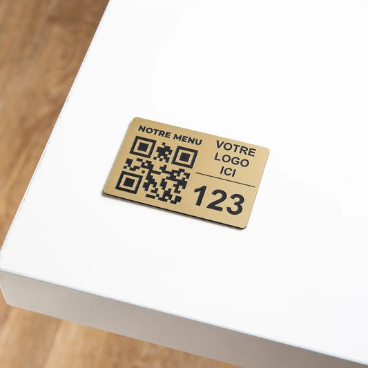 Plaque Rectangle - Numéro de table + Logo (4 x 6 cm) UNISIGN