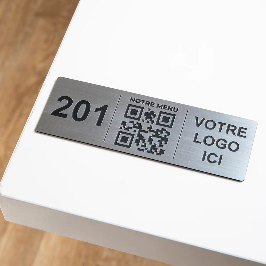 Plaque QR code Rectangle + Logo + Numéro ( 4 x 12 cm) UNISIGN