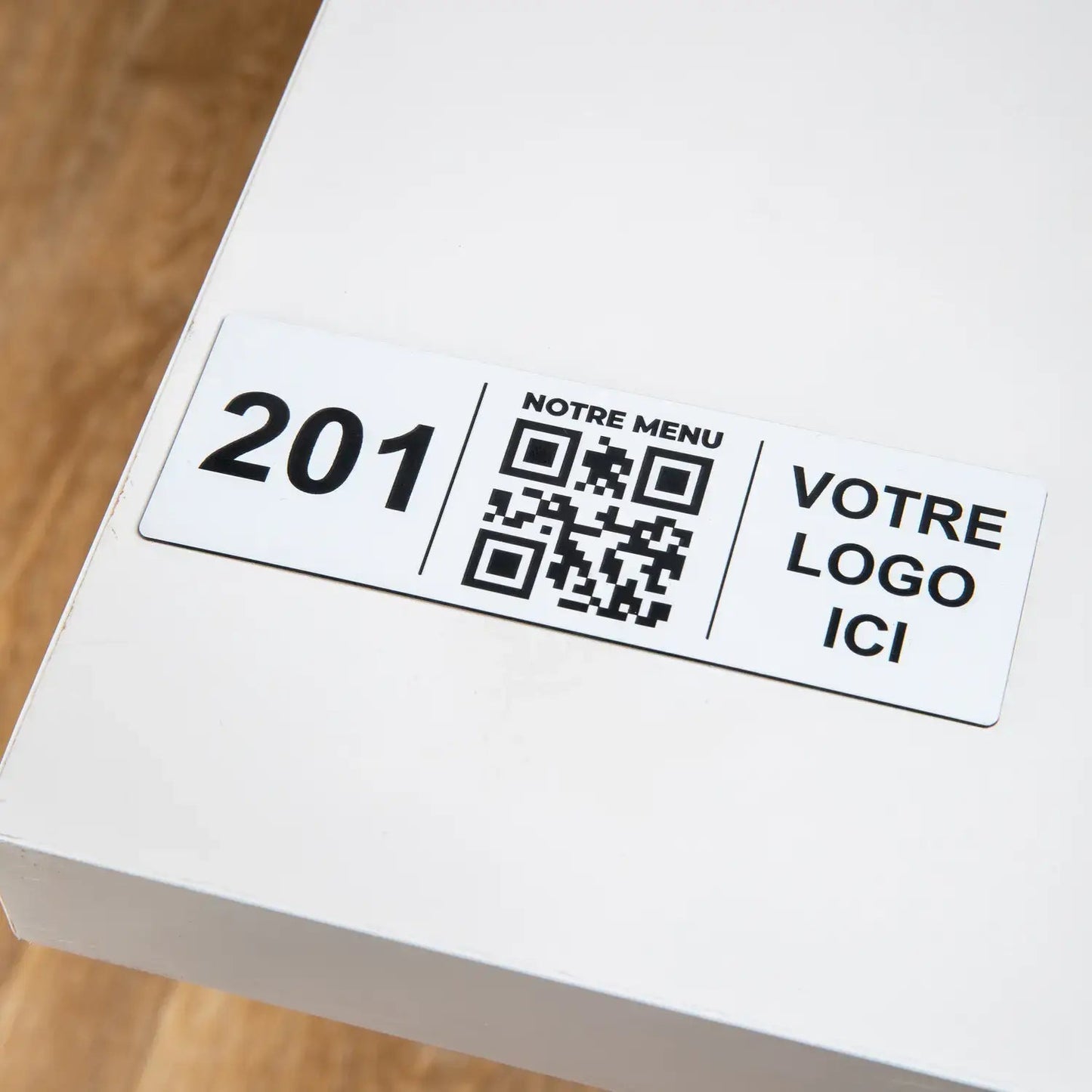 Plaque QR code Rectangle + Logo + Numéro ( 4 x 12 cm) UNISIGN