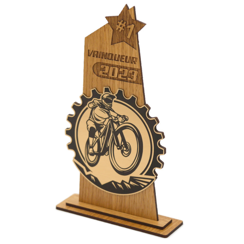 trophée bois laser pour vainqueur de concours de moto 2023