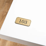 Numéro de Table Gravée - Style Vintage -  Rectangle UNISIGN