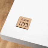 Numéro de Table - Carré - Gravé UNISIGN