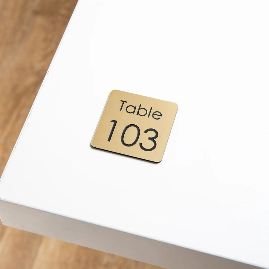 Numéro de Table - Carré - Gravé UNISIGN