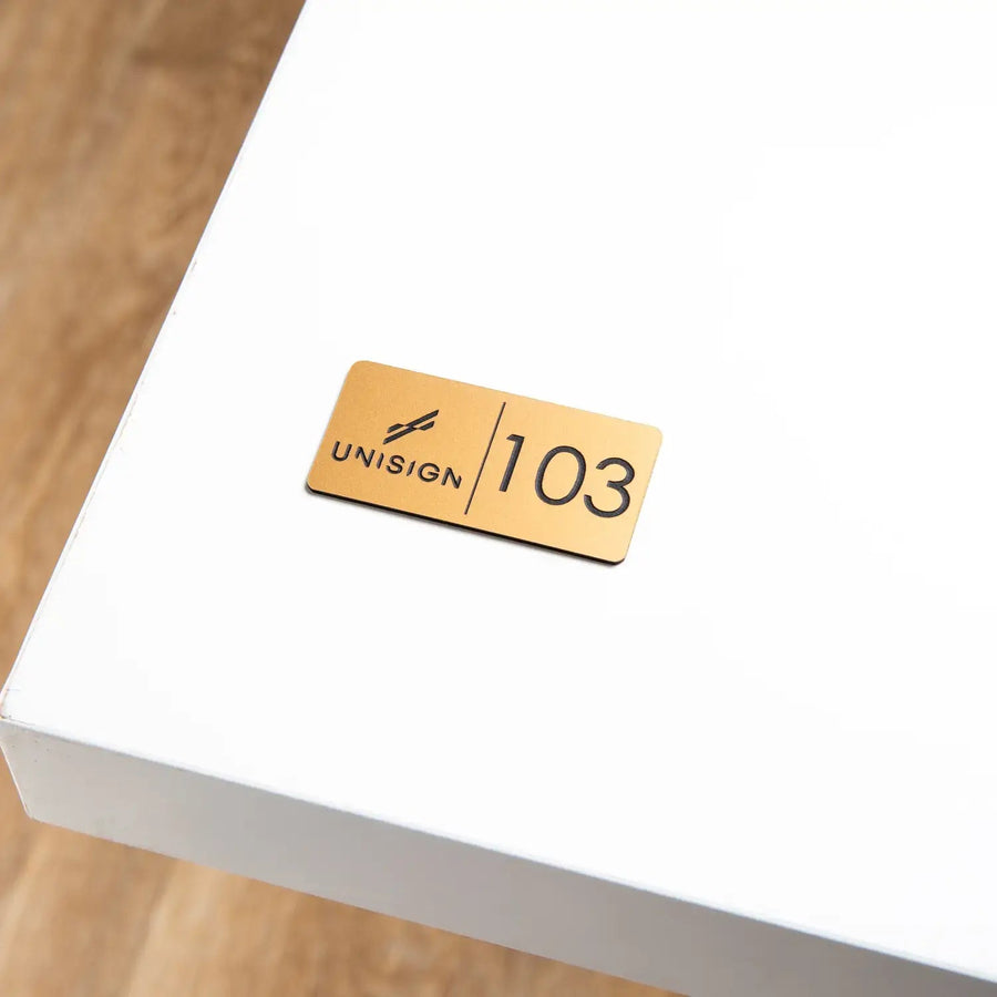 Numéro de Table + Votre Logo UNISIGN