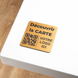 Plaque QR Code carrée gravée avec logo personnalisé UNISIGN
