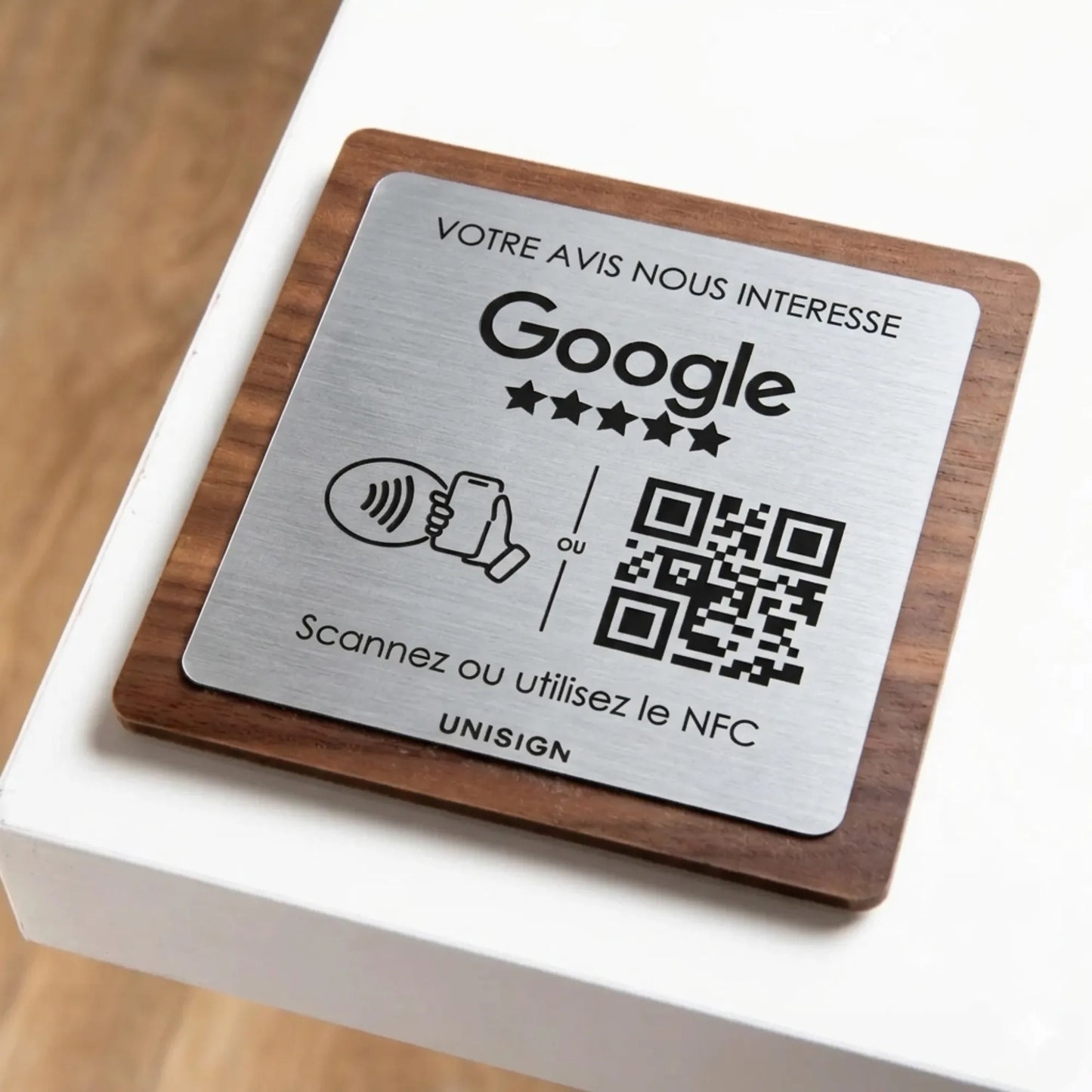 Plaque adhésive QR Code gravée, finition argent – avis Google