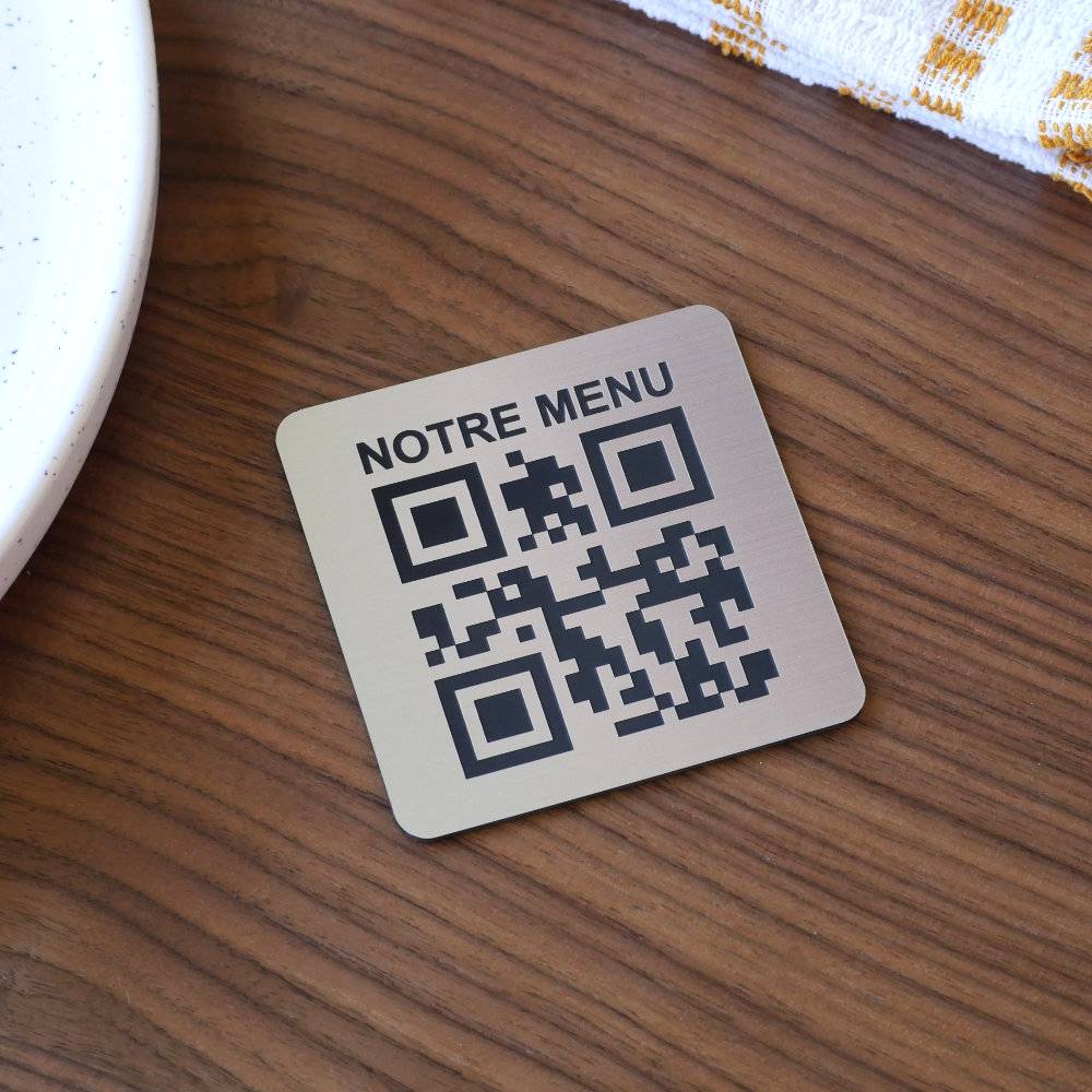 Plaque QR code Carré Gravé à poser avec phrase - Unisign