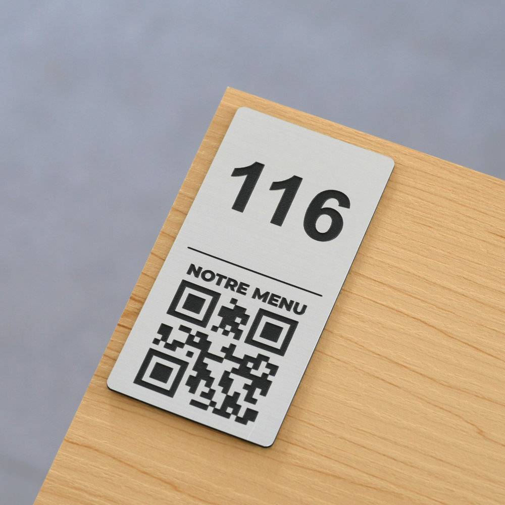 Plaque QR code Rectangle + Numéro (4 x 8 cm) - Unisign