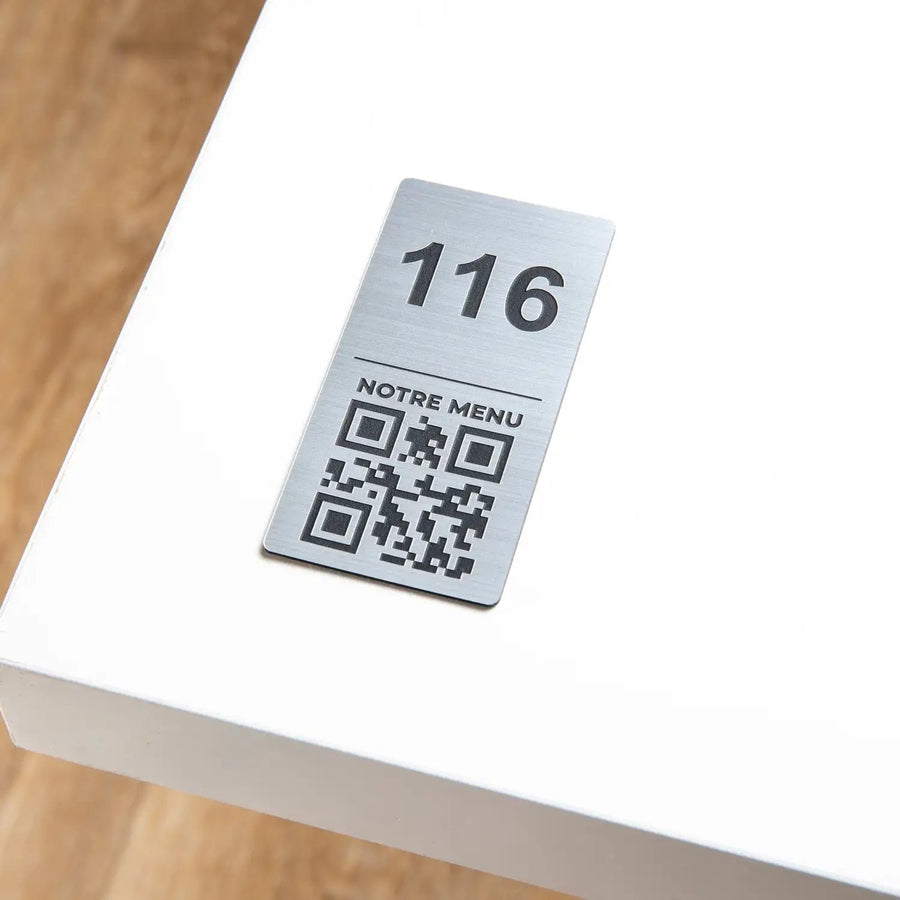 Plaque QR code Rectangle + Numéro (4 x 8 cm) UNISIGN