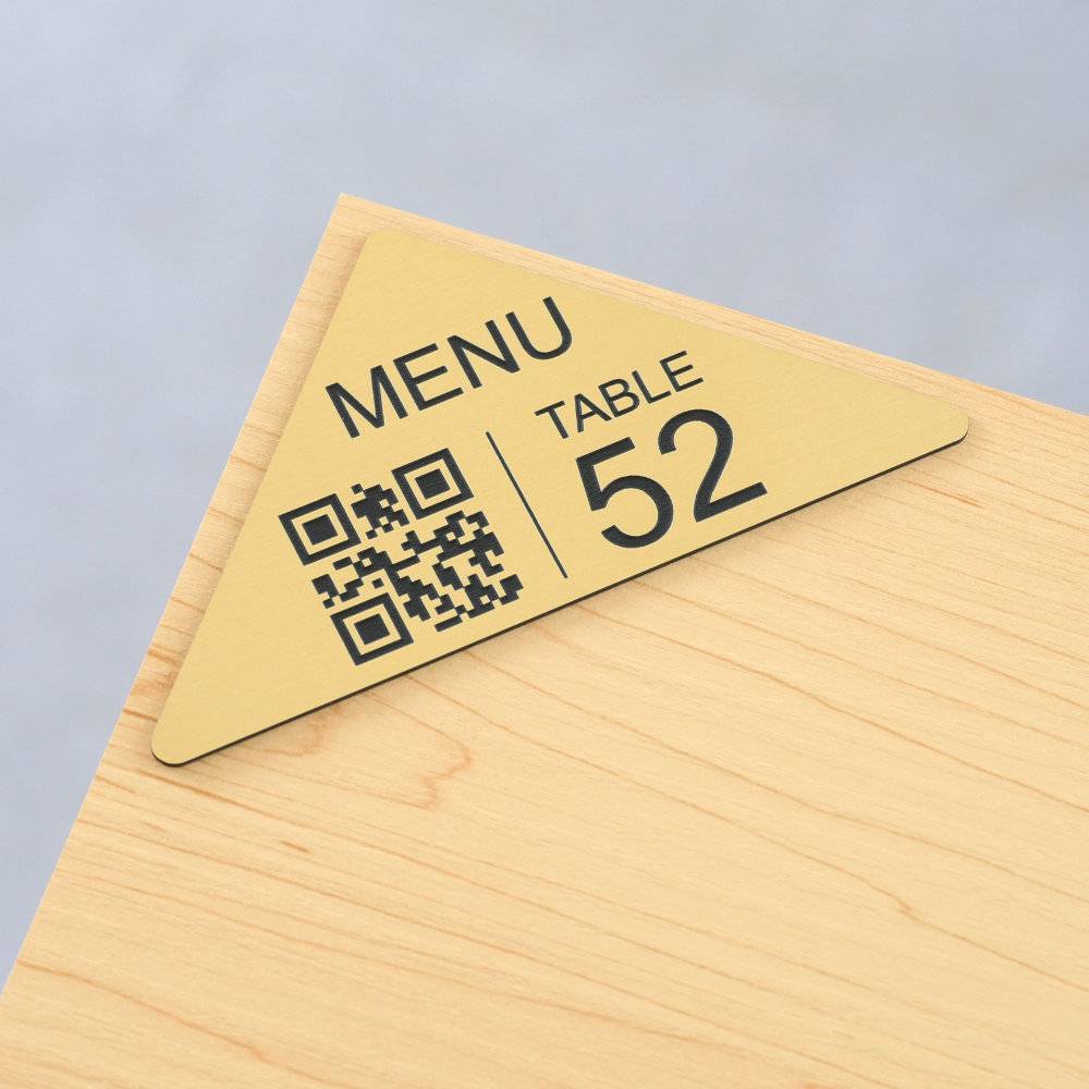 QR code triangle number + logo – Unisign