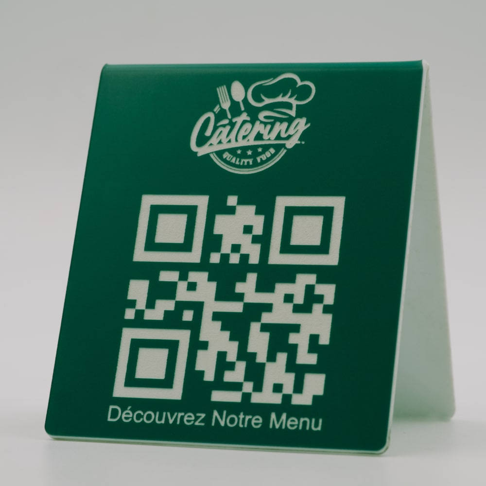 Chevalet QR code menu restaurant avec logo en vert